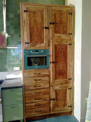 Keukens olijfhout kitchen cabinets olive wood kuchen fronten ...