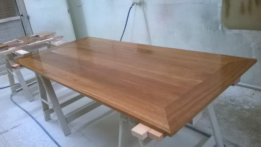 tafels kersenhouten tafel renoveren ritmeester alblasserdam